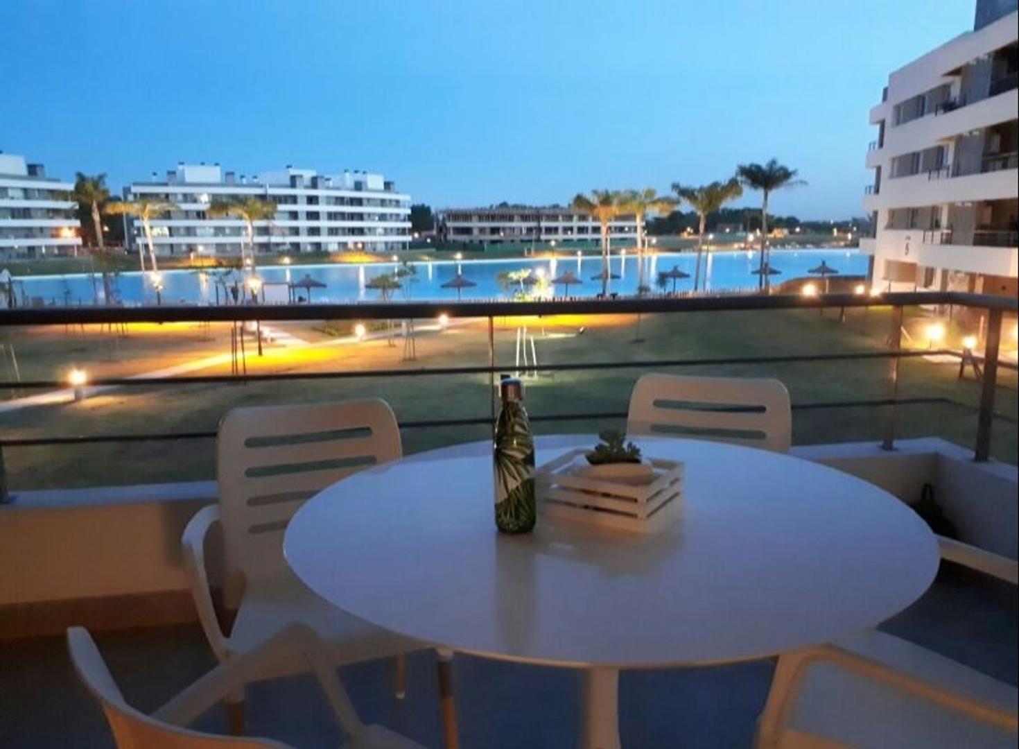 Departamento 2 Ambientes Amoblado Con Vista A La Laguna