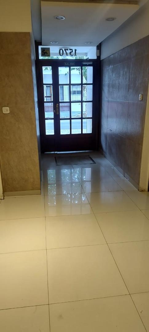 2 ambientes en muy buen estado