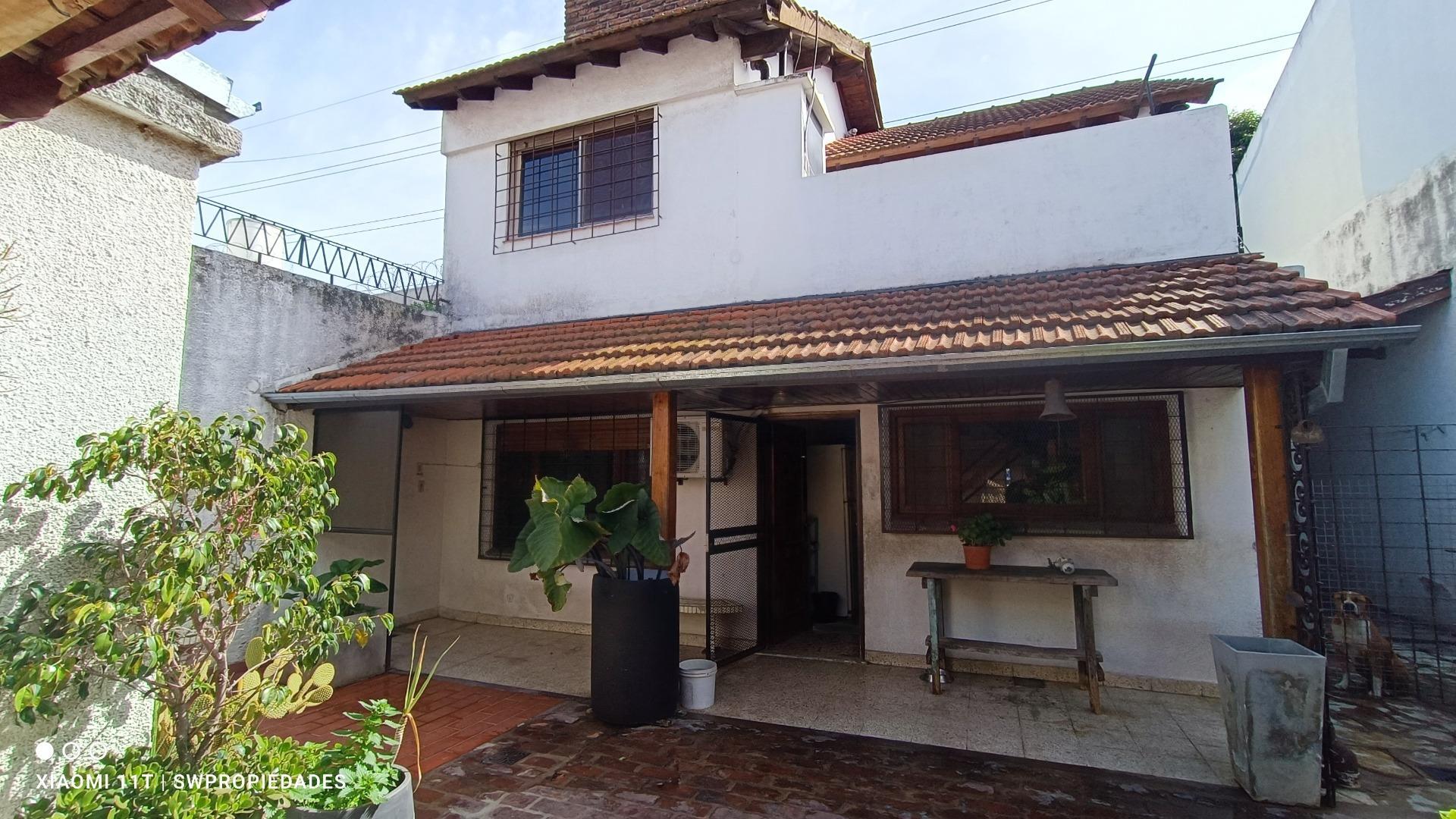 Casa en venta  4 dormitorios Villa Ballester