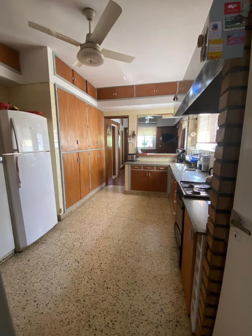 Casa en Venta en Olivos Roche, USD 390.000