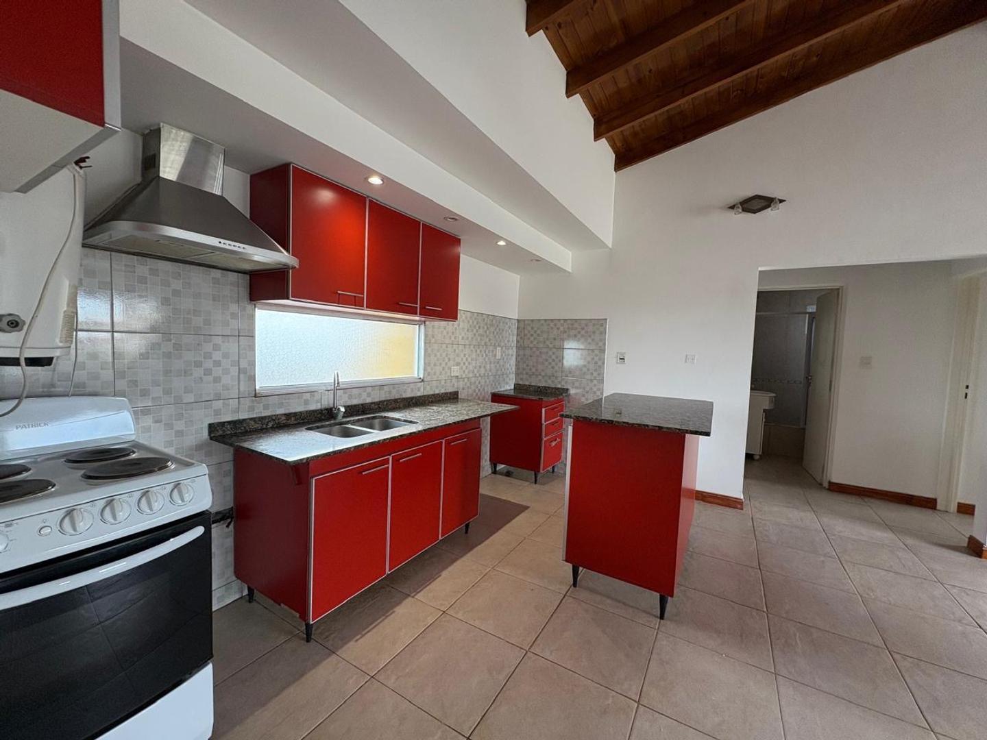 Departamento en Alquiler de 4 ambientes