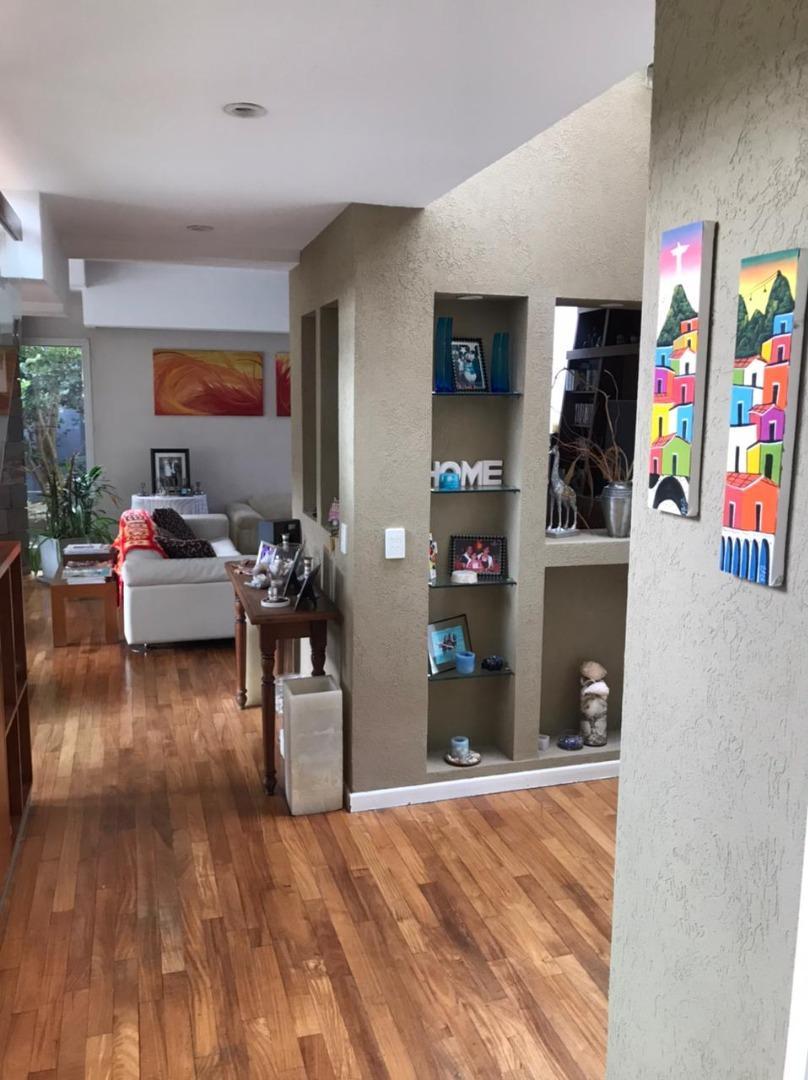 Casa 5 ambientes con 5 baños