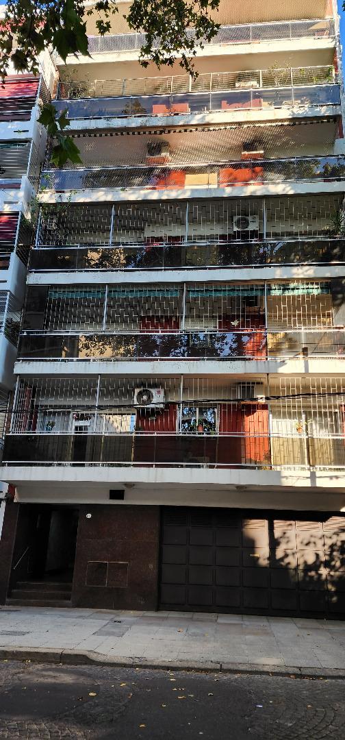 Hermoso 3 ambientes, Living en L, balcón terrraza y cochera