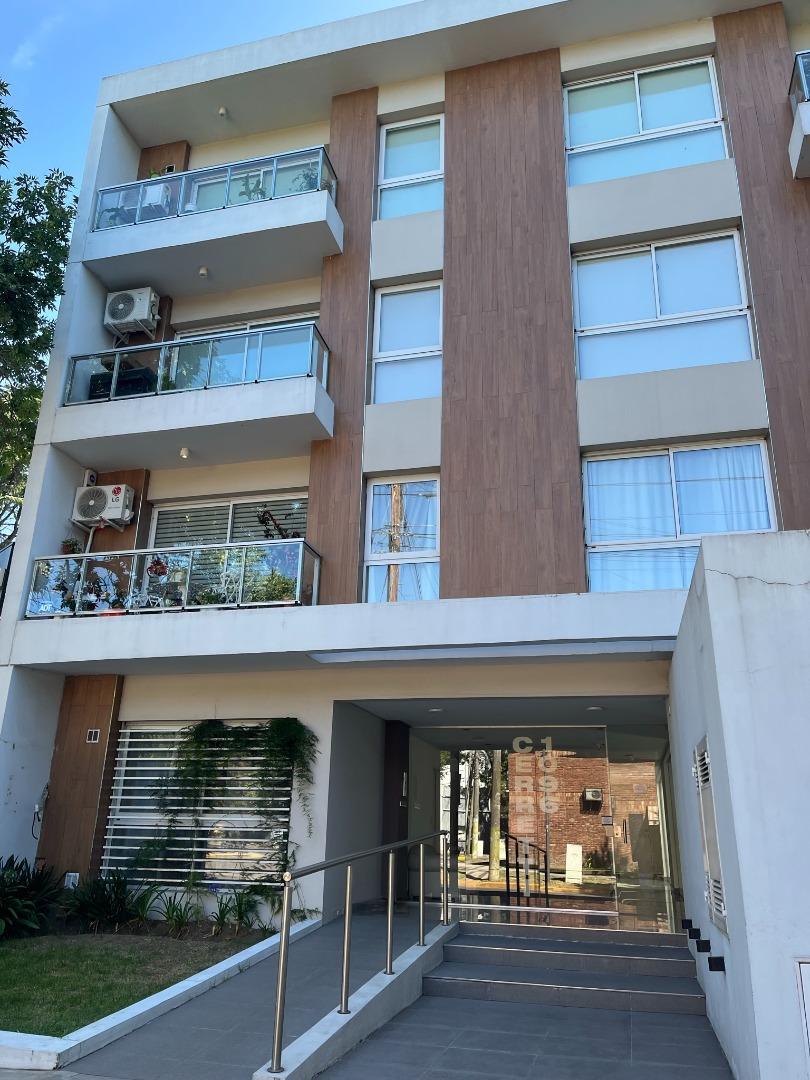 EXCELENTE DEPTO EN VENTA CON COCHERA CUBIERTA  ADROGUE INME