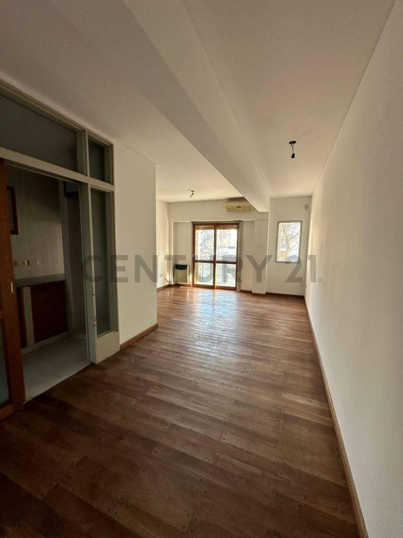 59 4 y 5 400, Piso 3