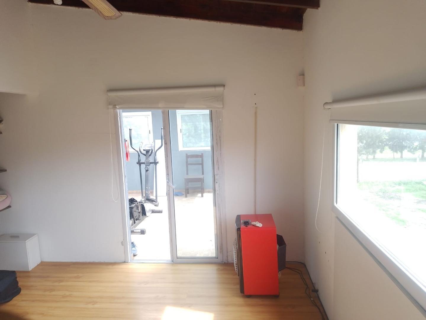 Casa 3 ambientes con 2 baños