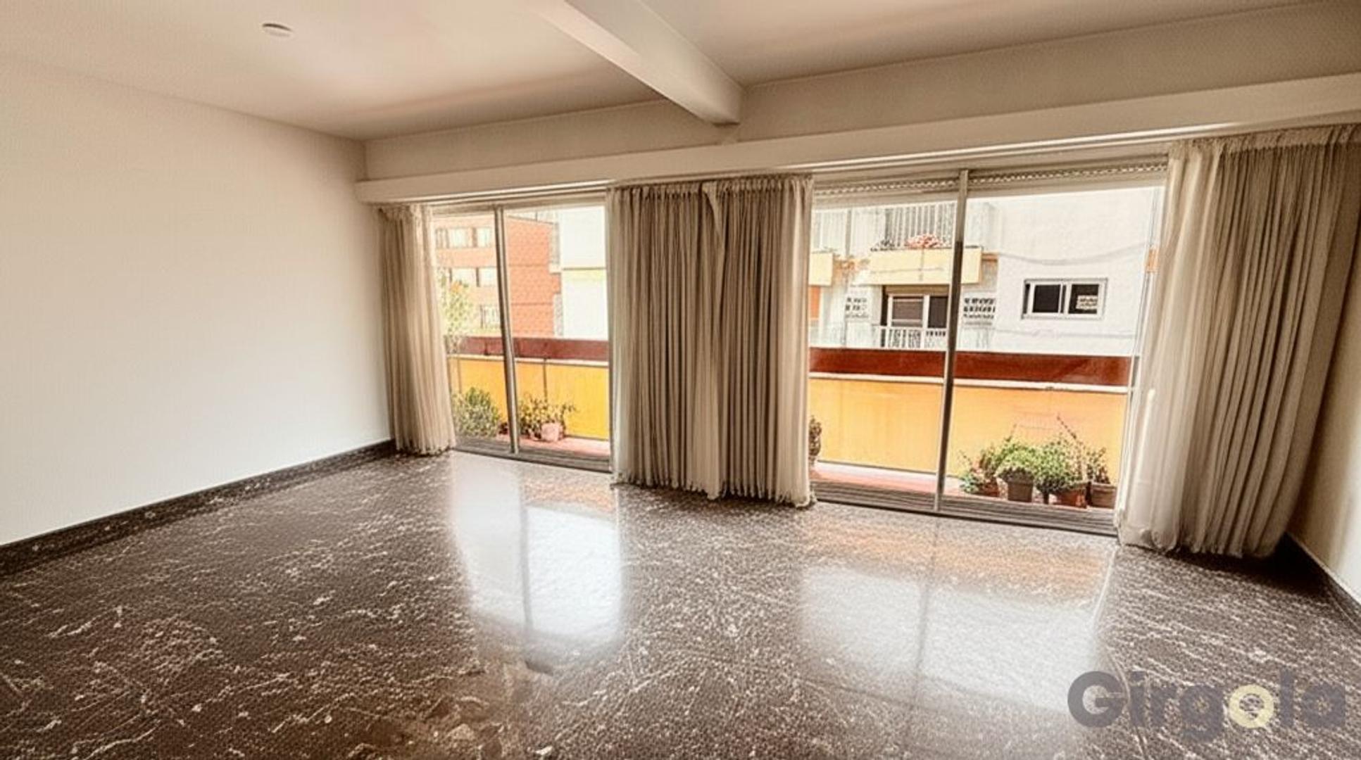 Departamento 5 ambientes con 2 baños