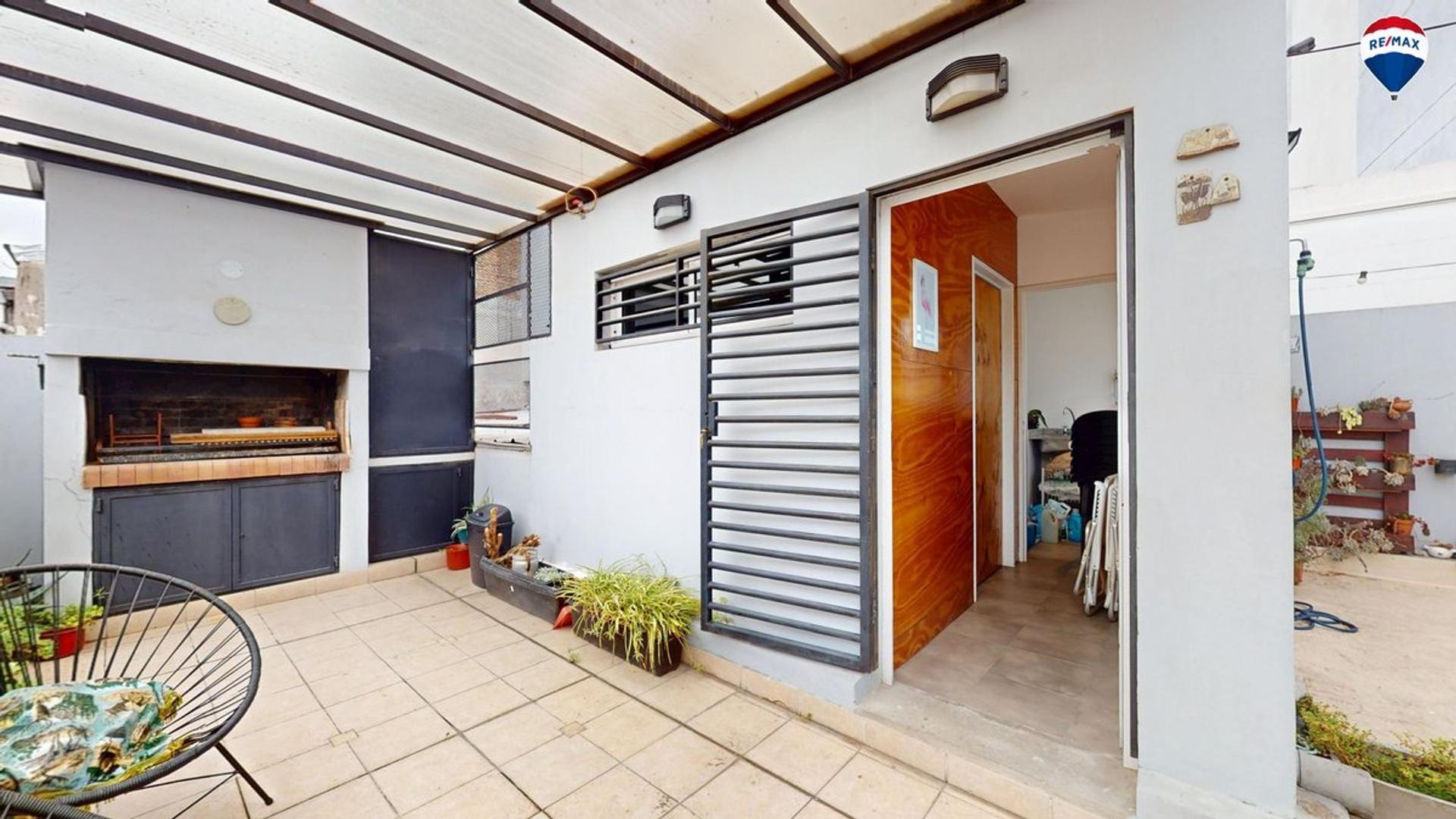 Depto Tipo Casa en Venta 15 años