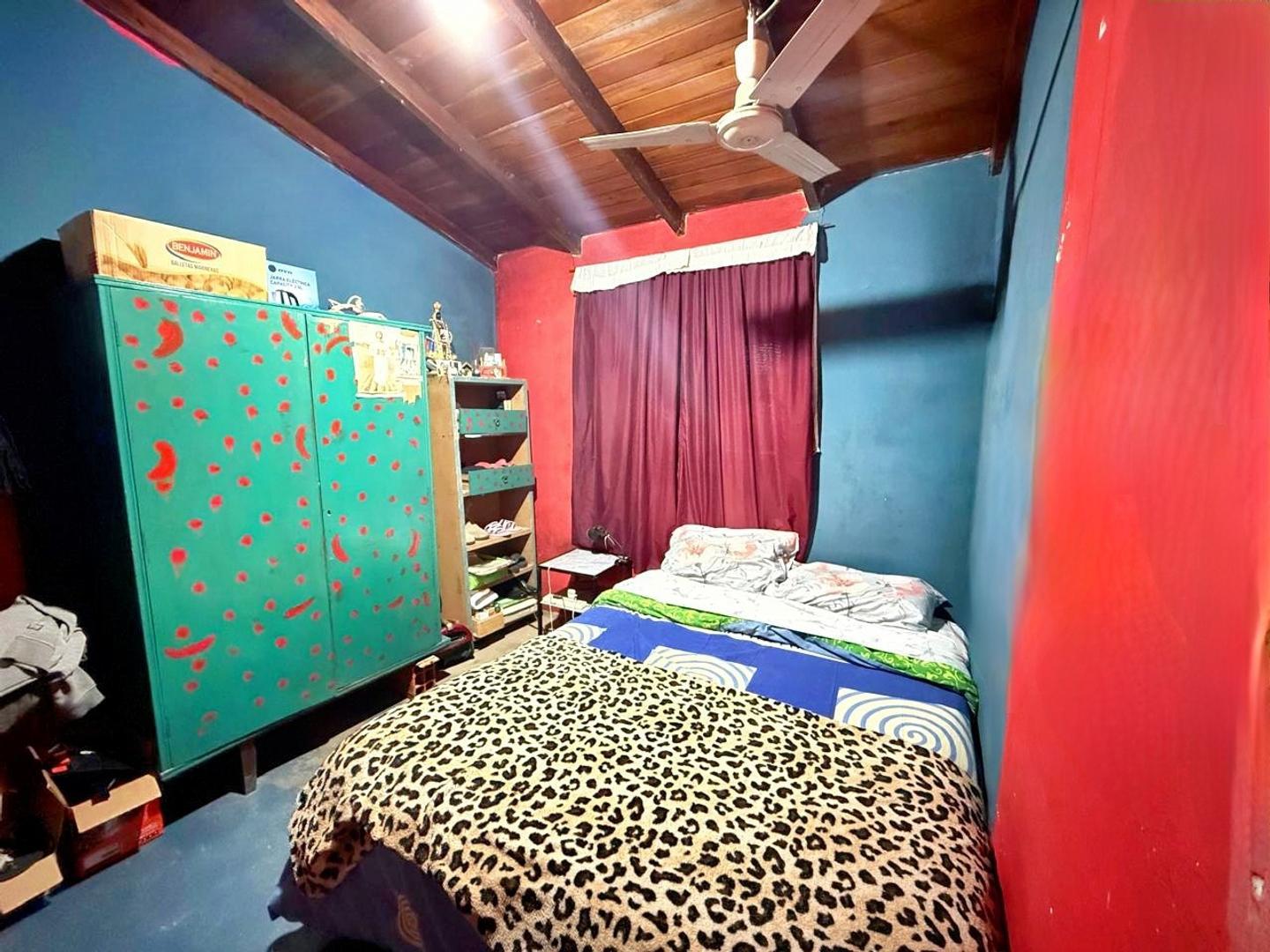 Casa 3 ambientes con 1 baño