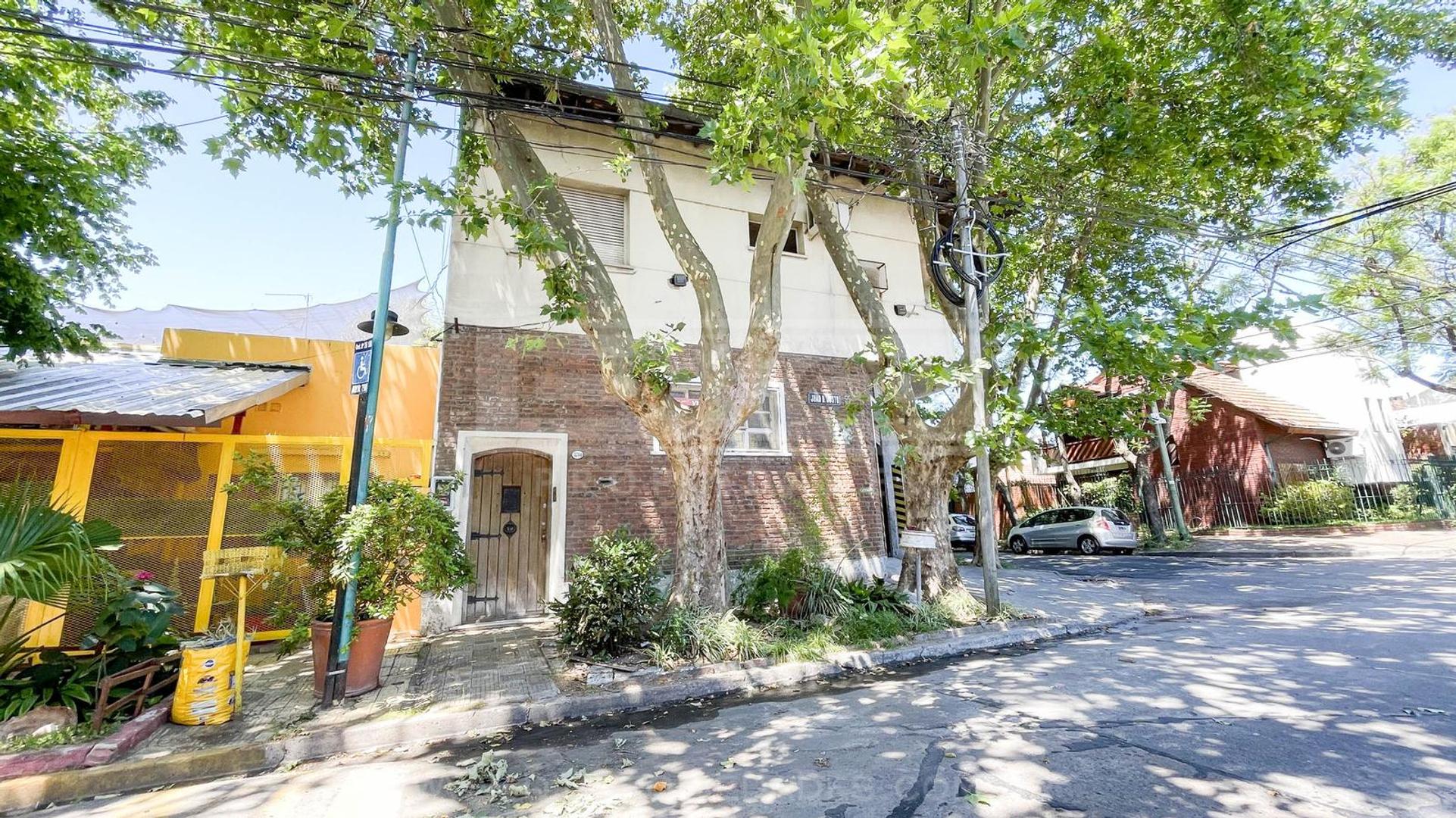 Depto Tipo Casa en Venta 50 años