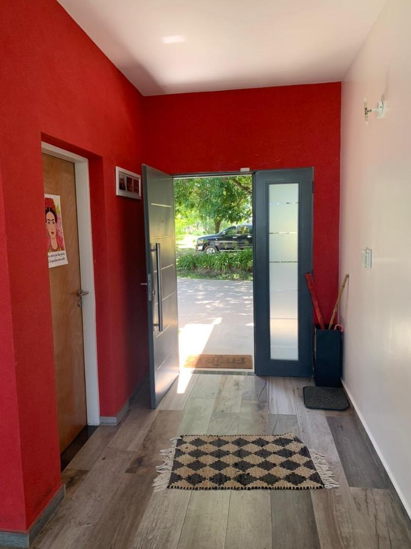 Casa en Venta en El Nacional Club De Campo, USD 349.000