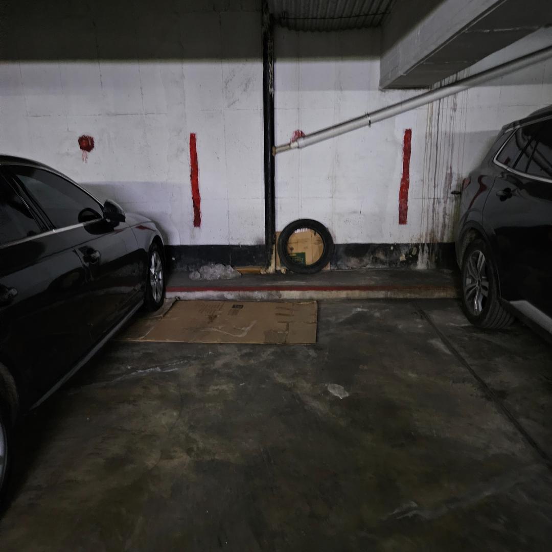 Venta Cochera fija en Edificio San Isidro centro