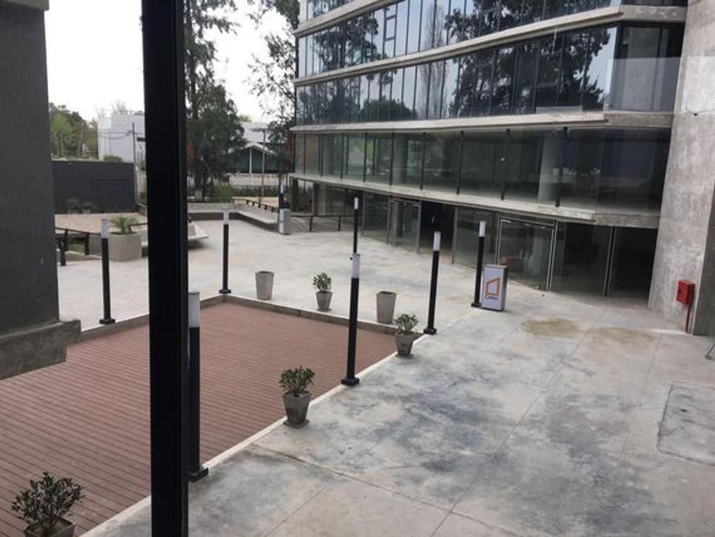 Oficina en Venta en Francisco Alvarez, USD 105.000