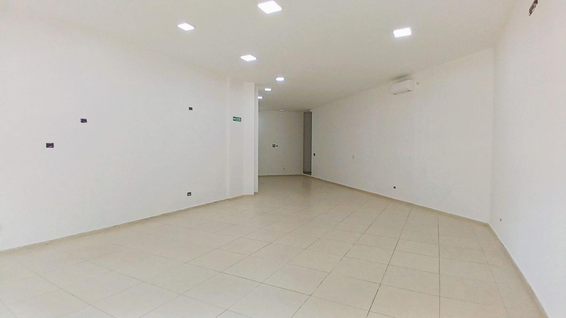 Local en Alquiler en La Plata, $ 2.000.000