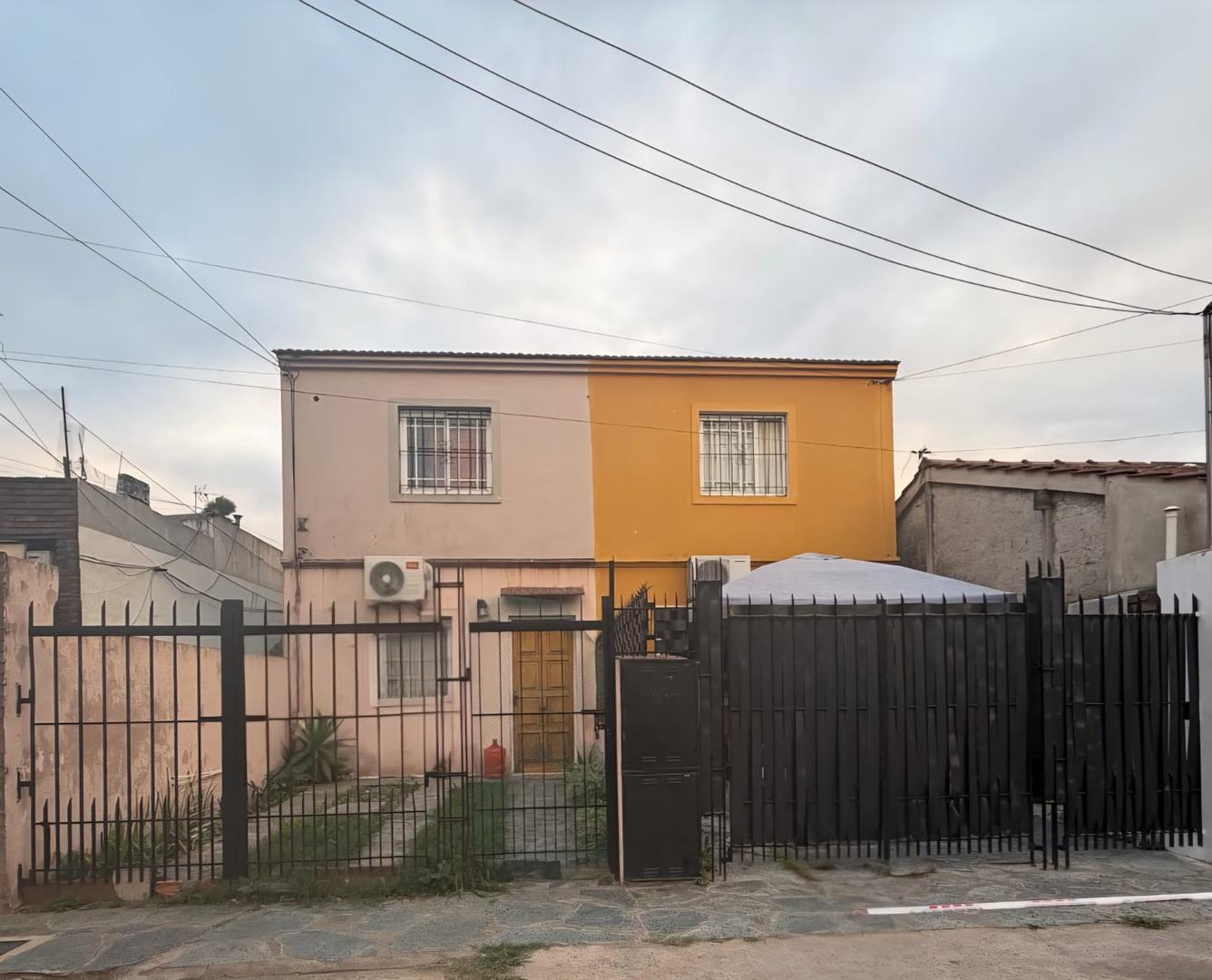 Malnatti 600, Piso -