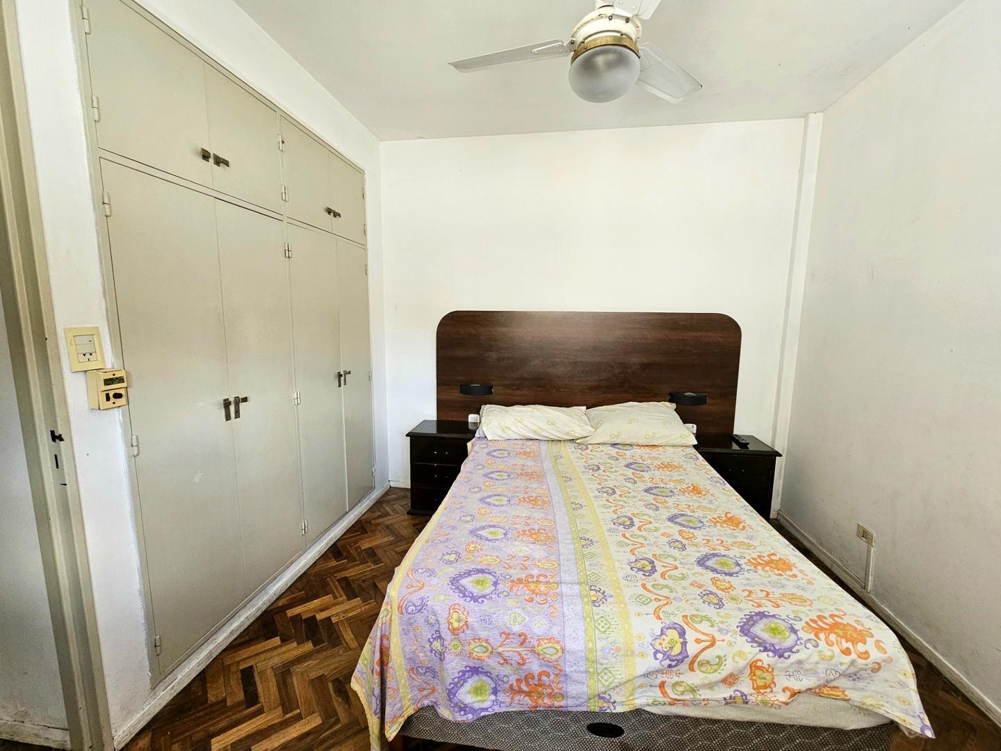 VILLA BALLESTER CENTRO: DEPTO. 3 AMB. MUY BUENA UBICACION.