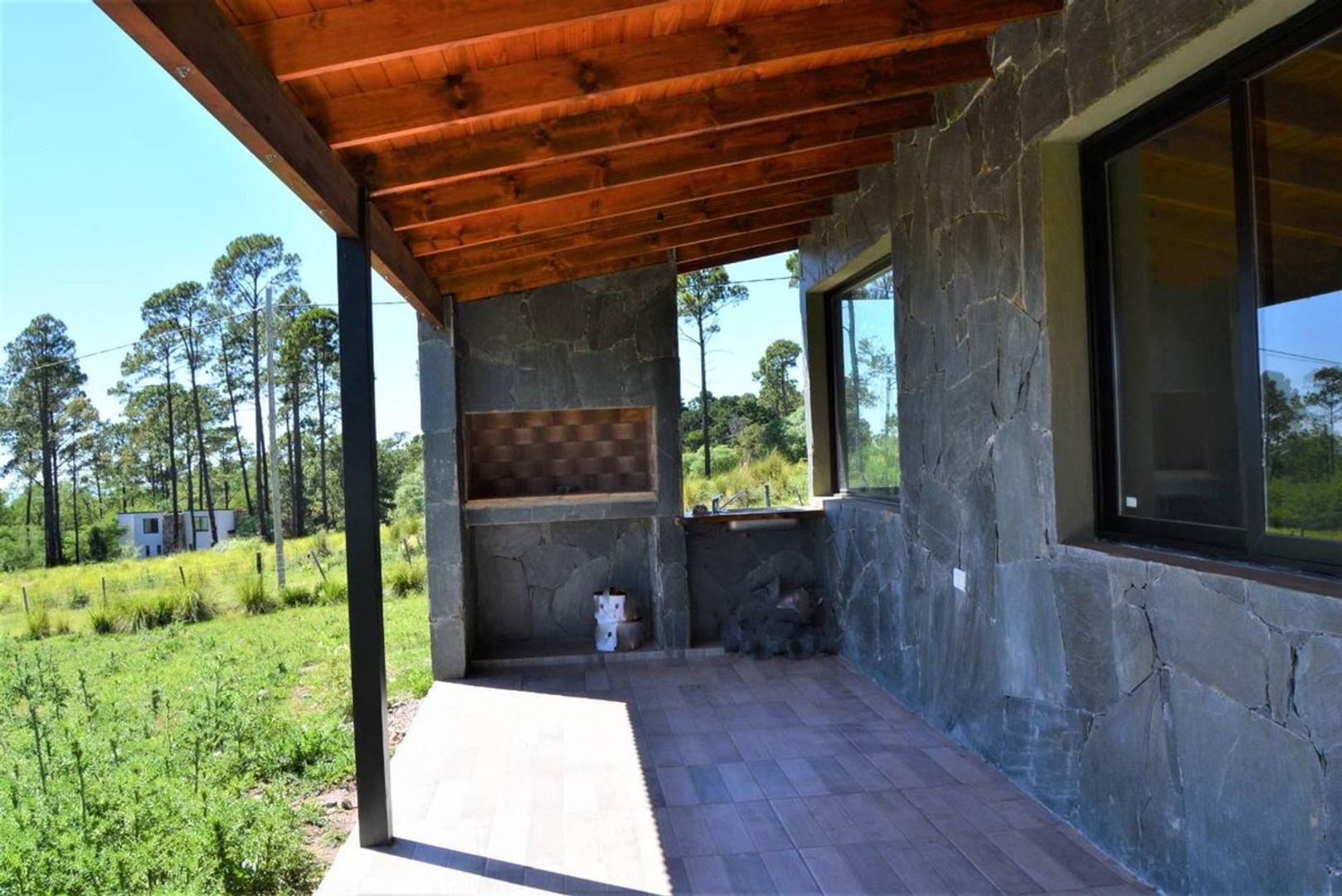 SE VENDE CASA A ESTRENAR VILLA YACANTO 2 DORM