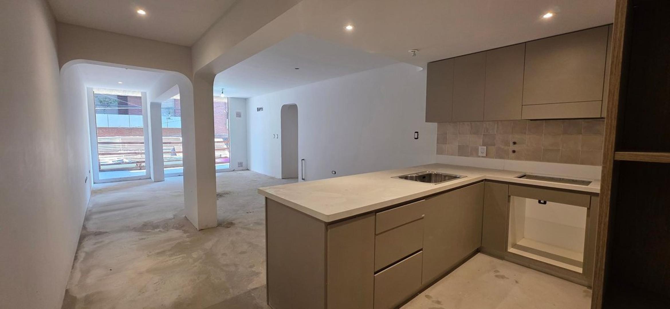 VENTA DEPARTAMENTO 2 DORMITORIOS. CENTRO. BLANQUEO