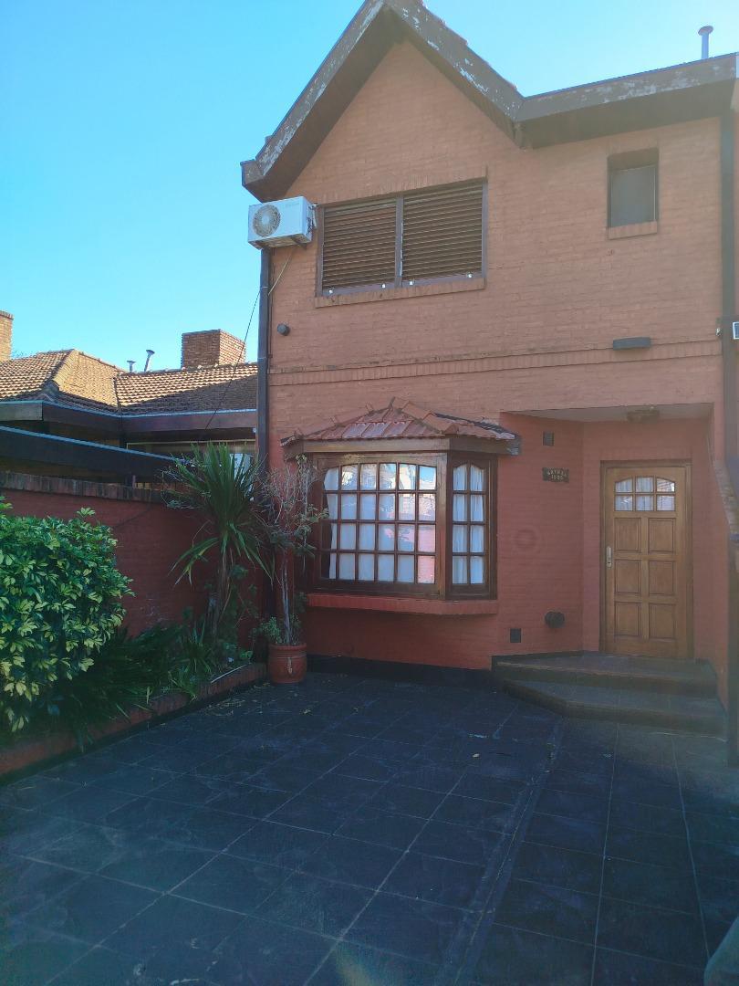 Depto Tipo Casa en Venta de 3 dormitorios