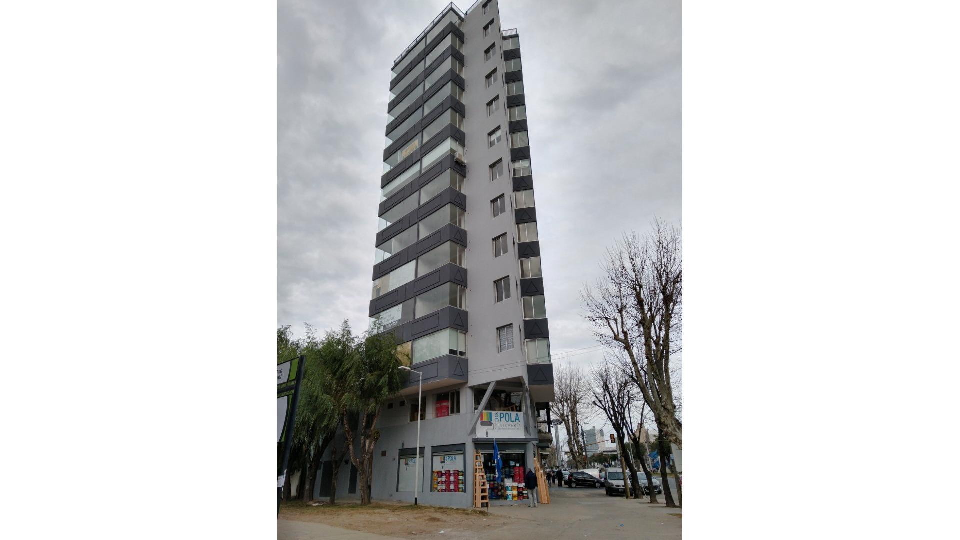 Depto. 2 amb. a ESTRENAR c/amplias vistas sobre Av. Mitre. I