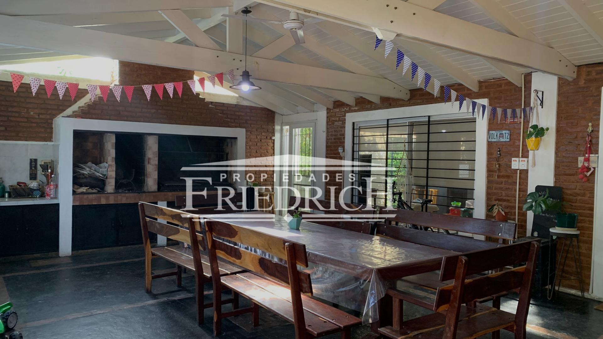 Casa en Venta en Francisco Alvarez, USD 149.000