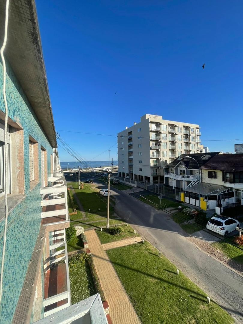 VENTA DEPARTAMENTO DE 1 AMBIENTES A LA CALLE