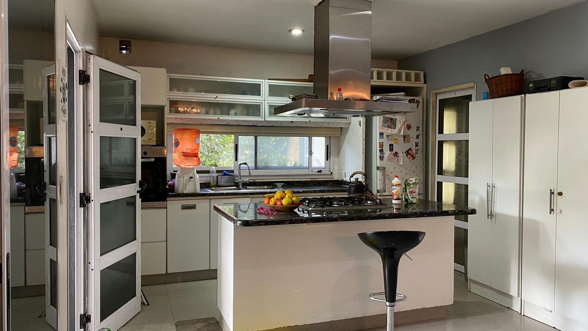 Venta casa en Haras Maria Victoria barrio cerrado moreno