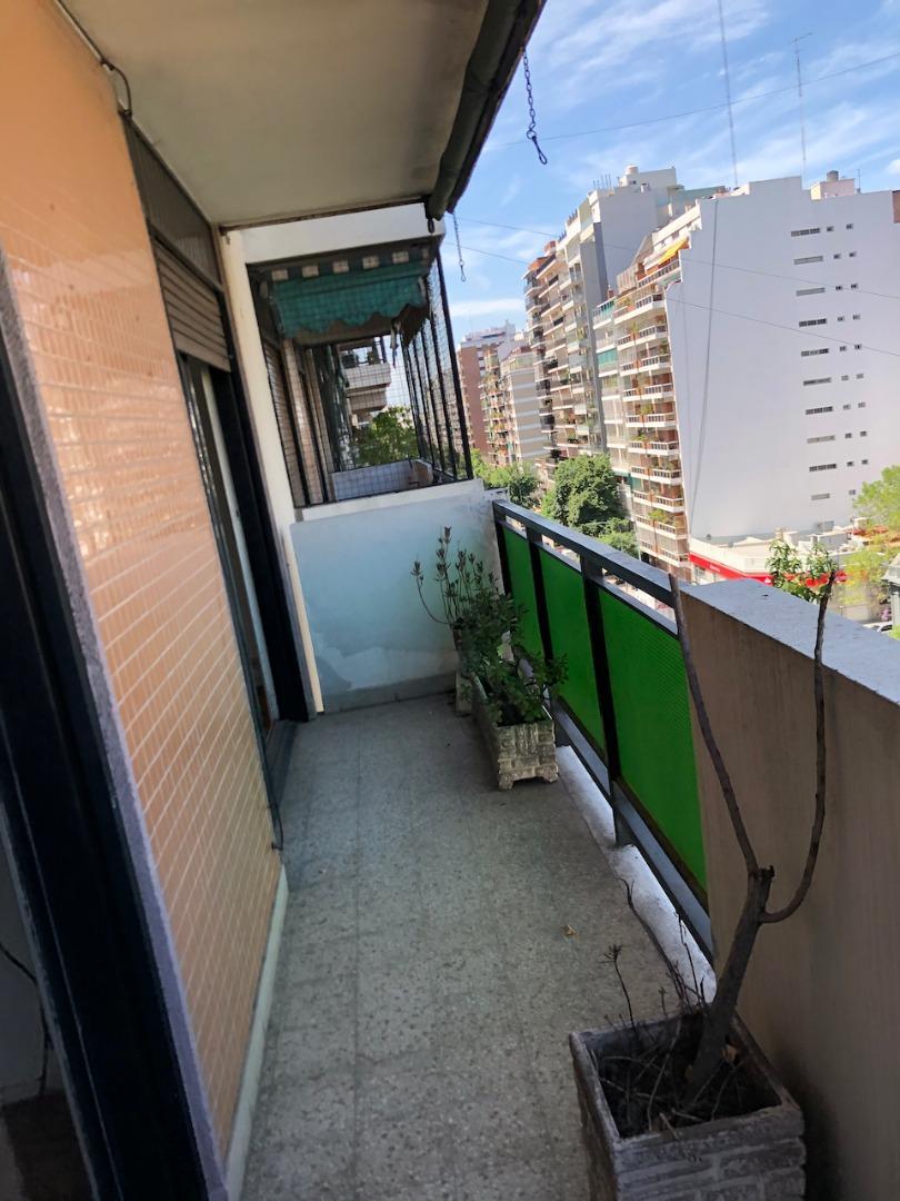 Departamento 3 ambientes con 2 baños