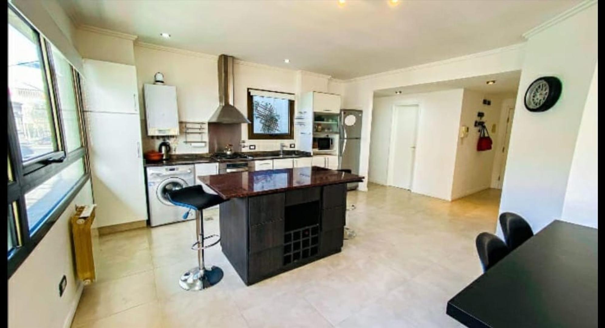 Departamento en Venta en La Perla Sur, USD 165.000