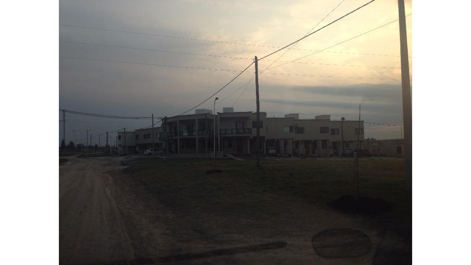 Depto Tipo Casa en Venta de 4 dormitorios