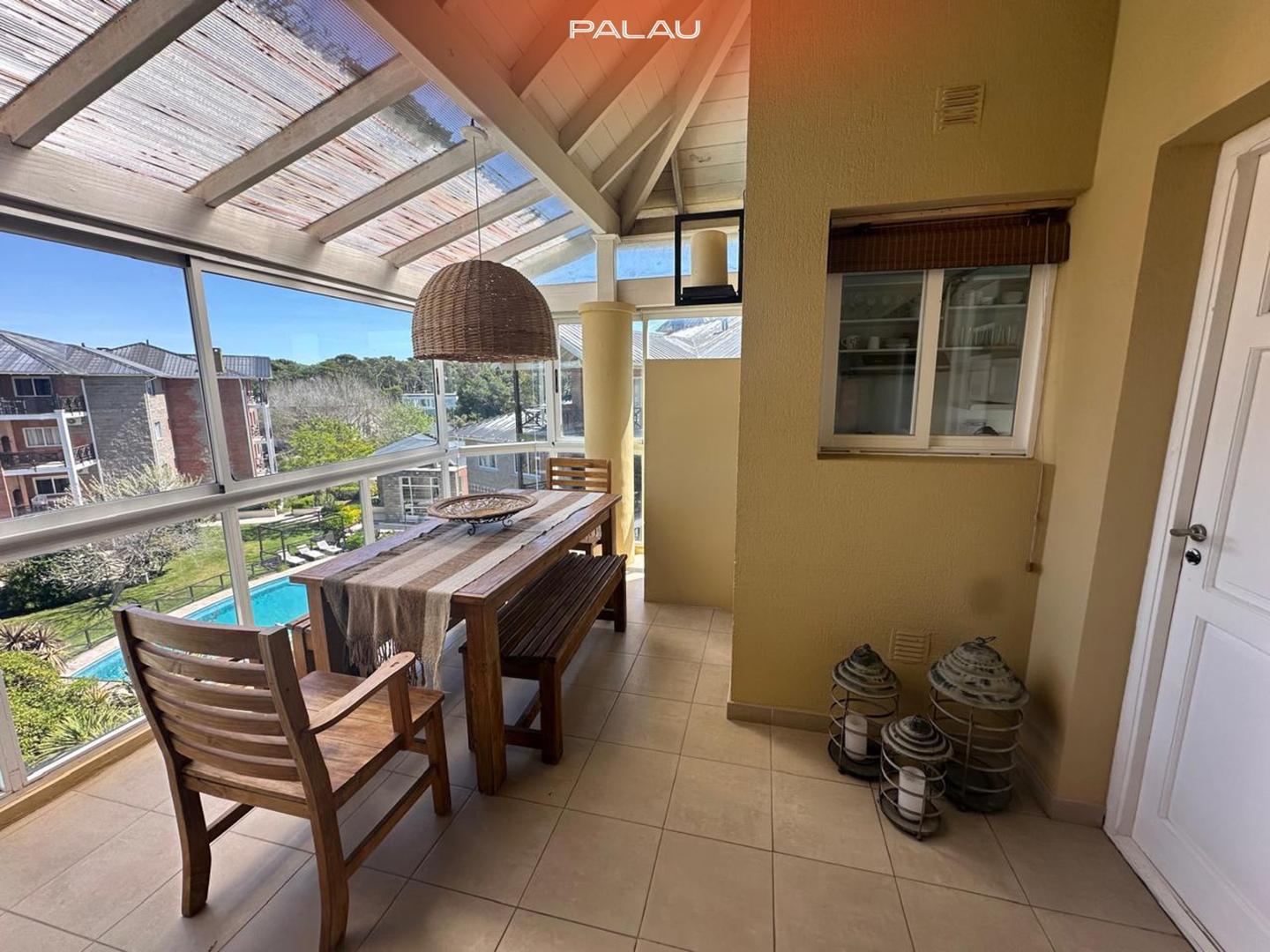 Departamento 4 ambientes con 3 baños