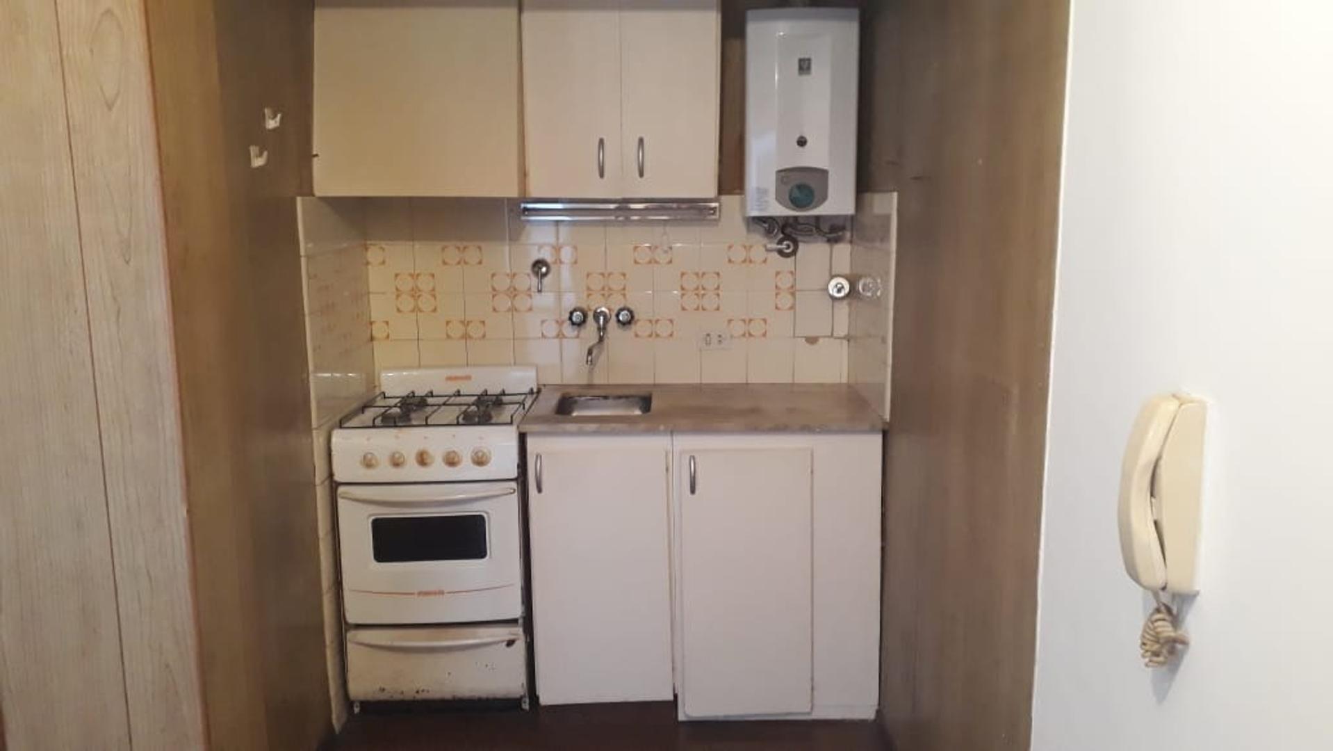 Departamento en Alquiler en Martin, $ 380.000