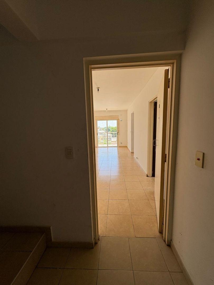 Departamento en Alquiler en Santos Lugares, $ 650.000