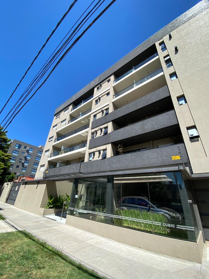 Departamento 2 ambientes Ituzaingo norte