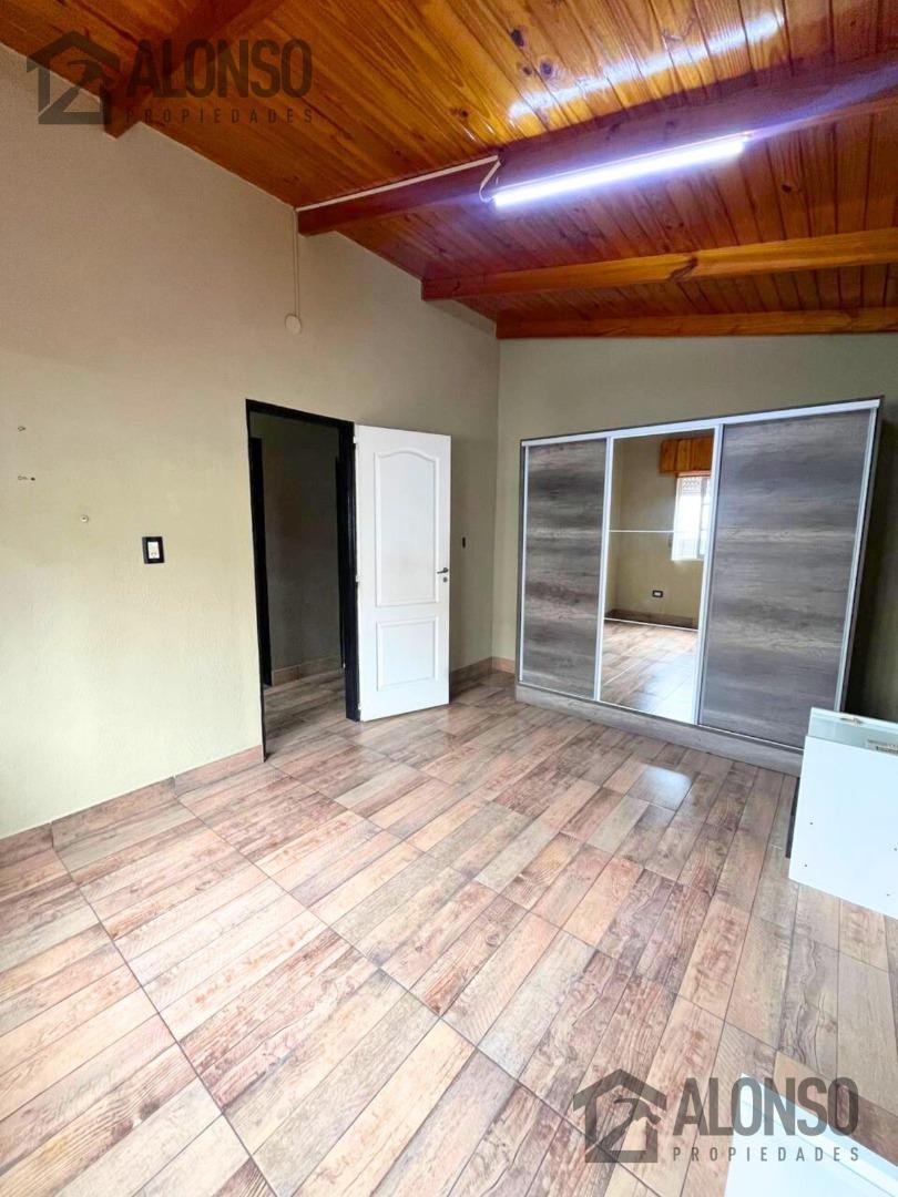 Depto Tipo Casa 3 ambientes con 1 baño