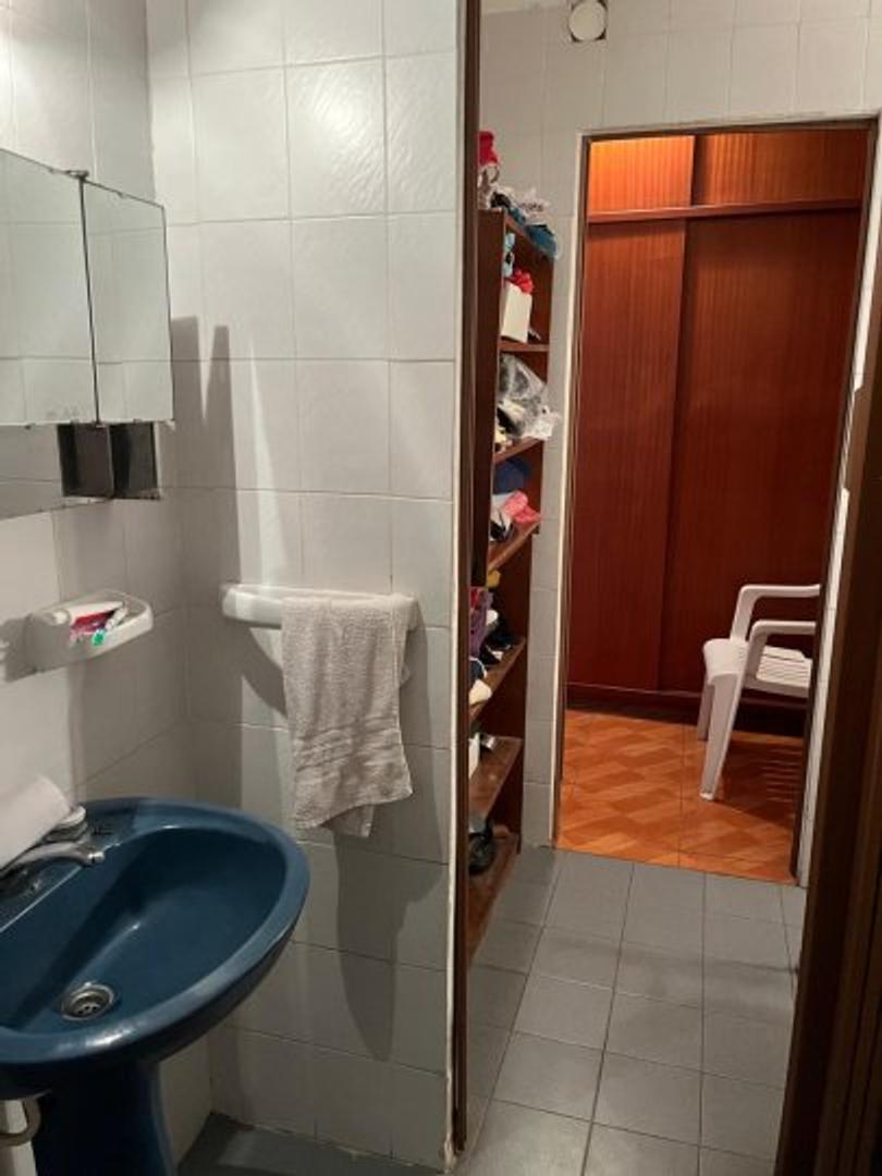 Amplio PH en planta alta sin expensas