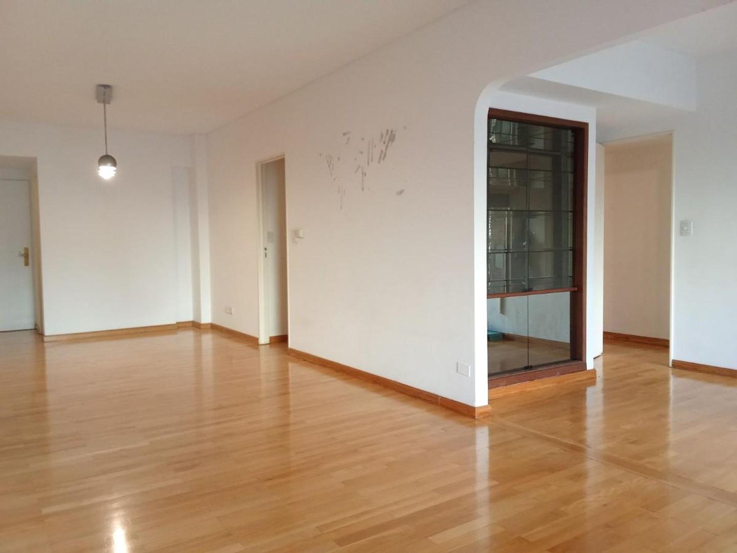 Departamento 3 ambientes con 4 baños