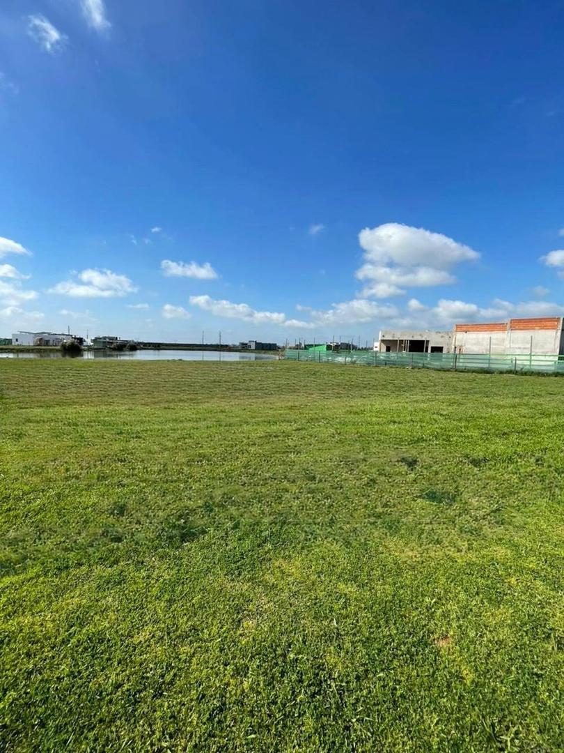 Terreno en Venta en Countries y Barrios Cerrados en San Vicente, USD 44.000