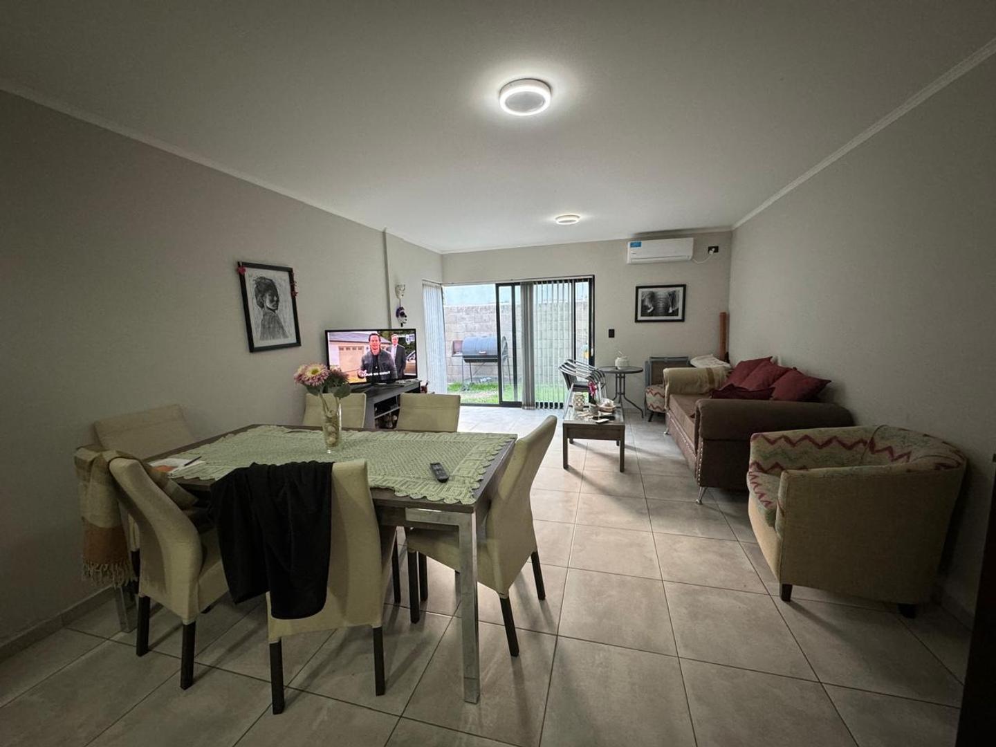 Gobernador Olmos 2140 , Piso 1