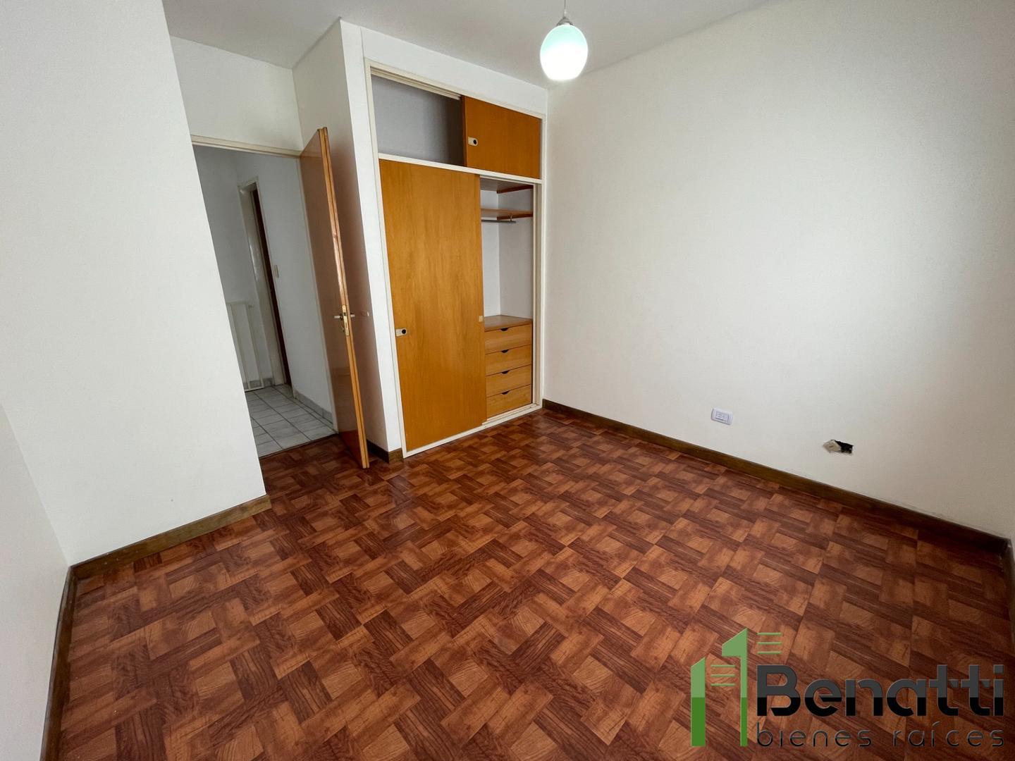 Departamento en Alquiler en Ramos Mejia, $ 430.000