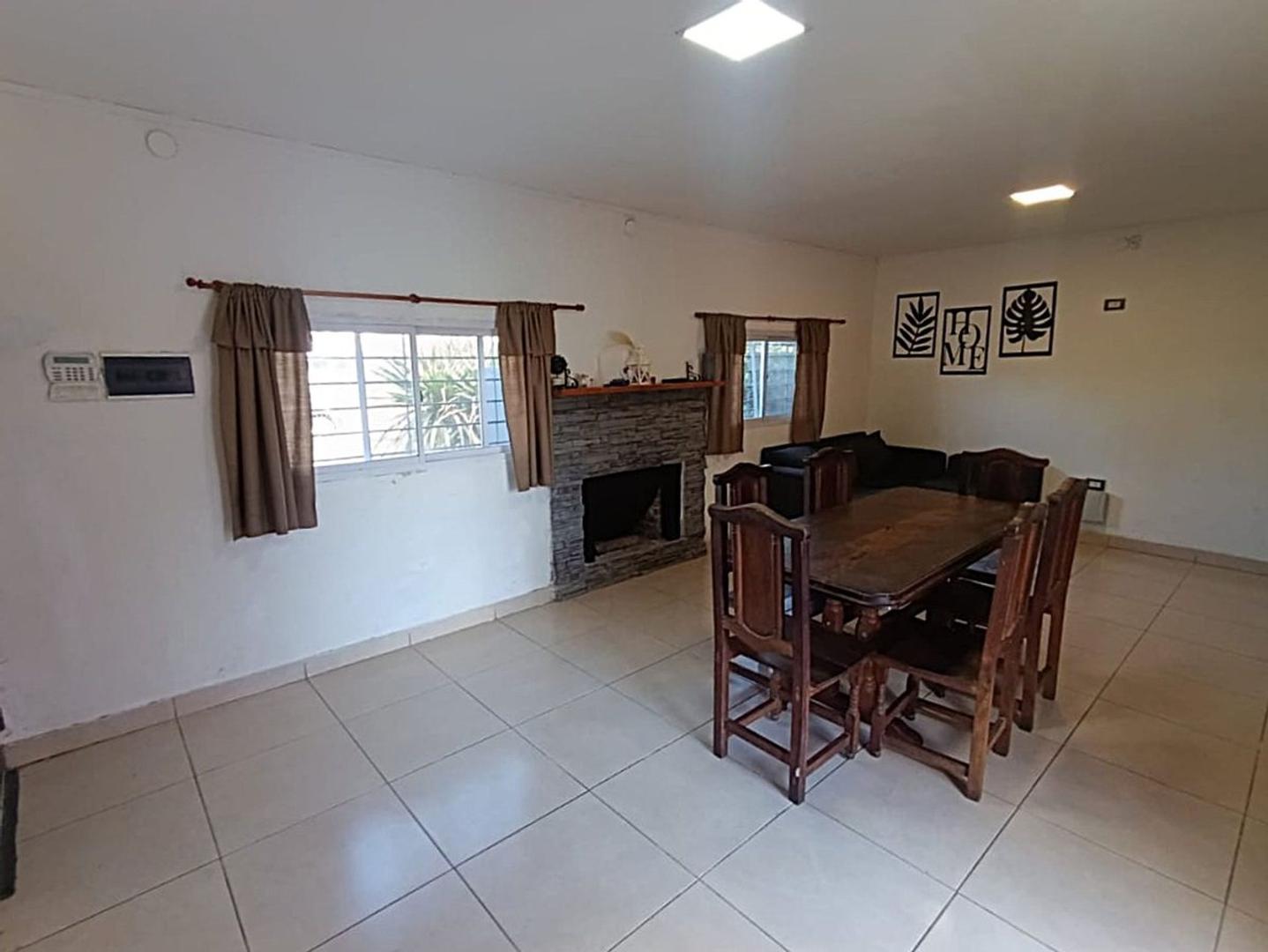 VENTA CASA 3 DORMITORIOS PILETA TDS ARROYO SECO