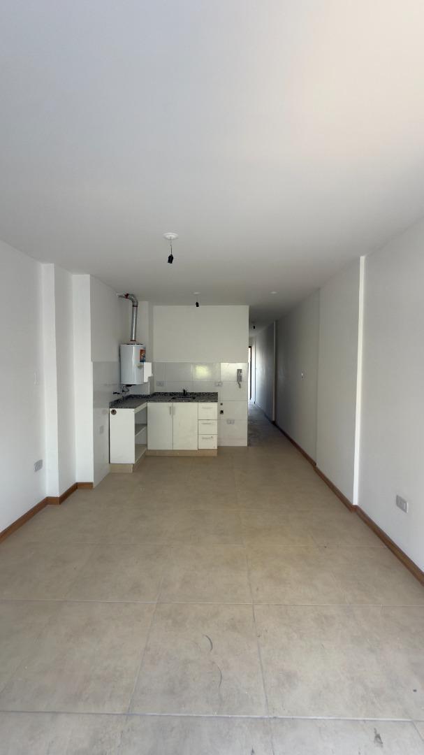 Duarte Quiros 2126 , Piso 2