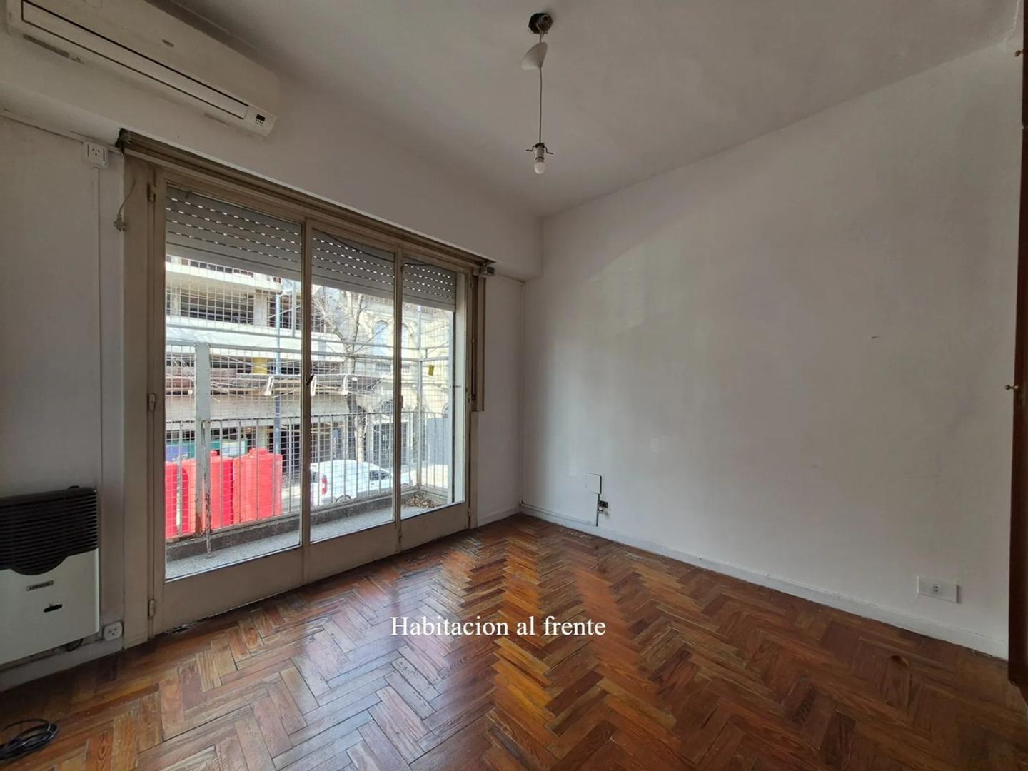 Depto Tipo Casa en Venta con 1 cocheras