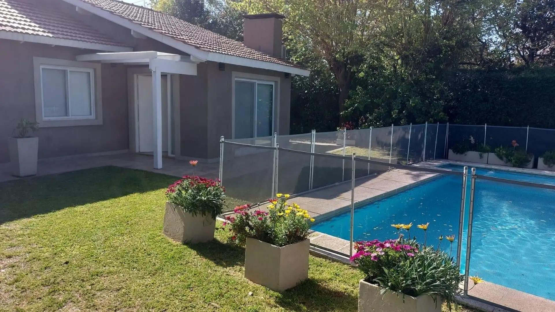 Casa en Alquiler de 3 dormitorios