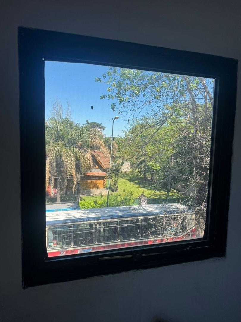 Oficina 2 ambientes con 1 baño