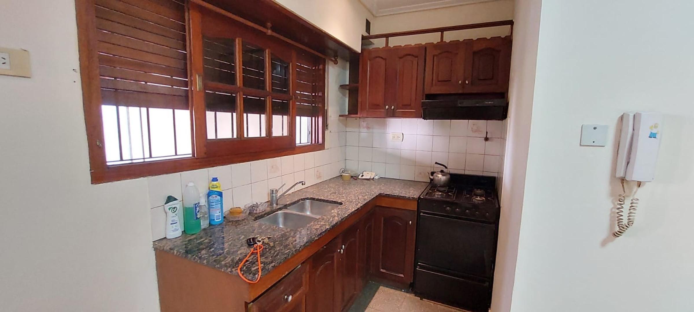 Casa en Alquiler en Quilmes, $ 670.000