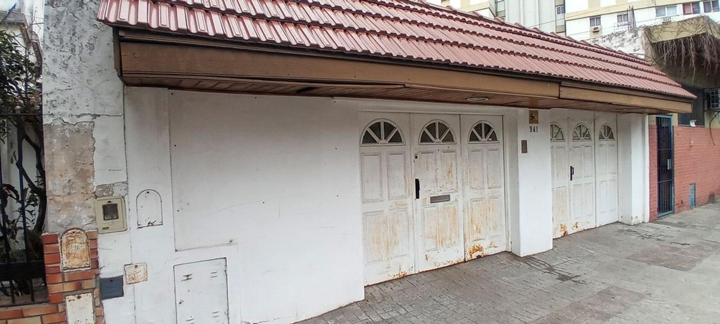 VENTA CASA 4 AMBIENTES VELEZ SARSFIELD TERRAZA