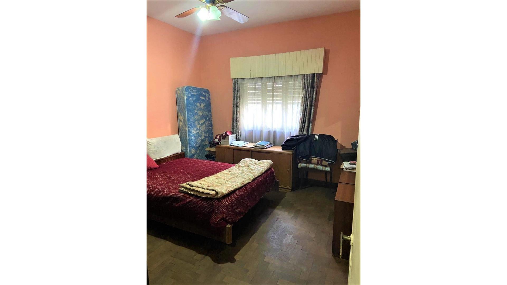 CASA 3 AMBIENTES S/ LOTE 8.66 X 20. DIGNA DE VER.