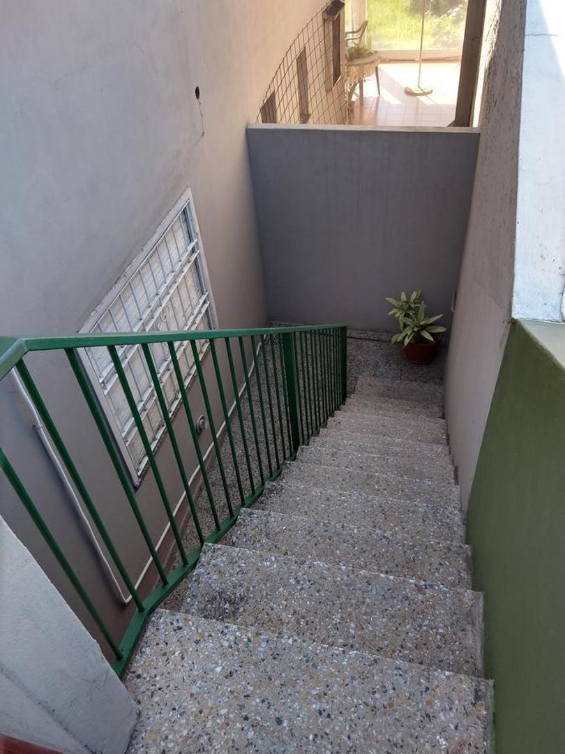 Depto Tipo Casa en Venta con 1 cocheras
