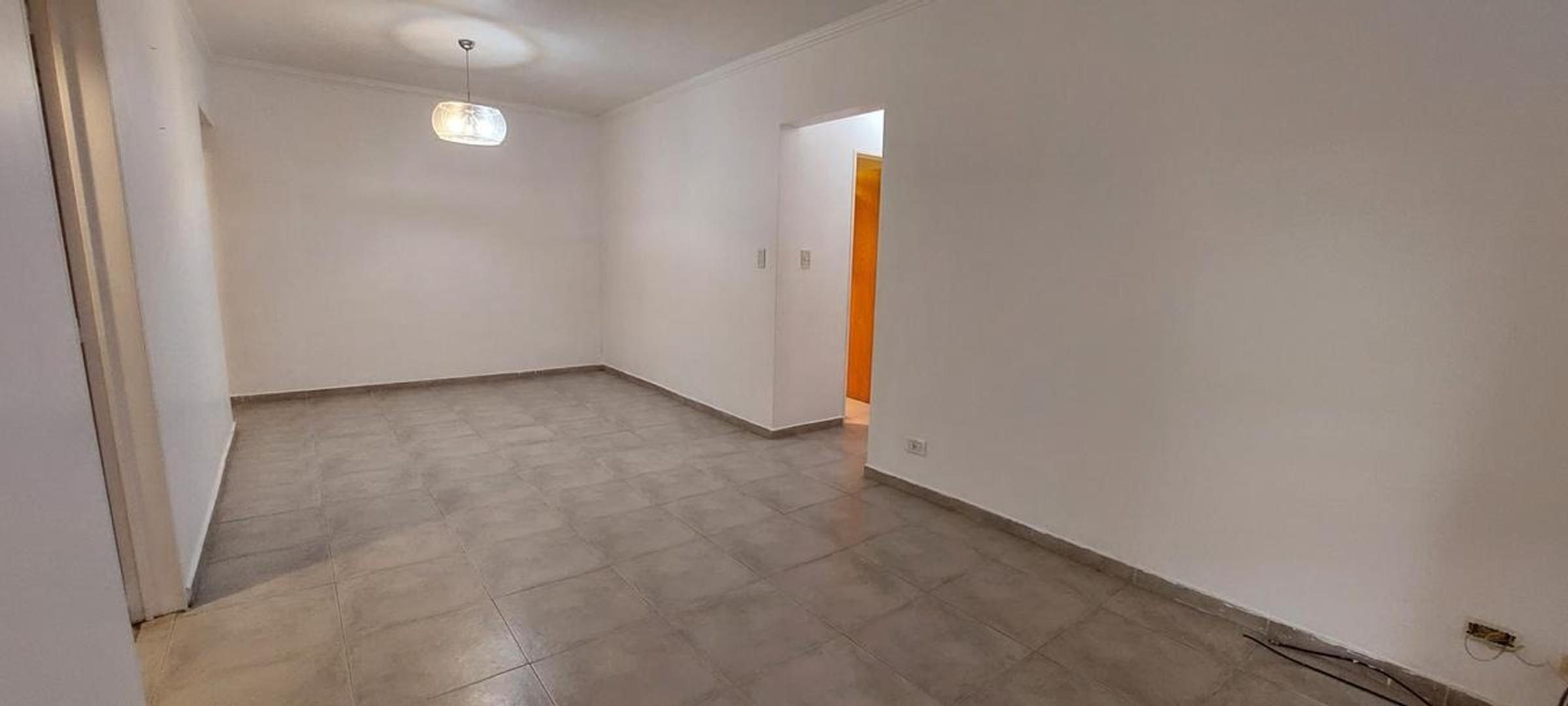 Departamento en Venta en Bernal, USD 149.000